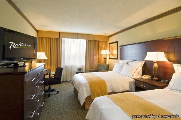 拉哥希尔顿逸林酒店 - 华盛顿 拉戈 客房 照片